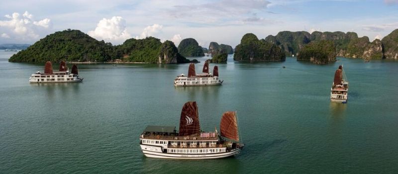 Croisière en baie d’Halong au différent niveau de gamme de jonques