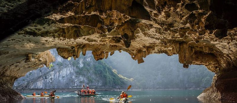 Croisiere en baie Halong pour admirer des merveilleuses grottes Halong