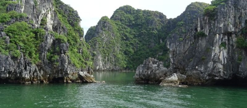 Croisiere en baie Halong pour découvrir Lan Ha, petite soeur d'Halong