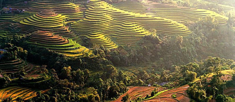 Exploration de la beauté envoûtante de Ha Giang circuit Vietnam pas cher