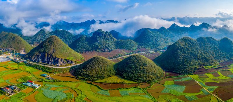 Visiter la montagne jumelle Co Tien avec un Guide francophone au Vietnam