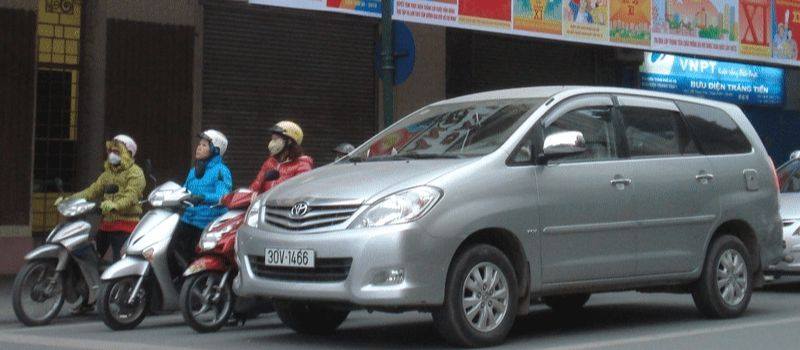Voiture chauffeur Hoi an Da nang pour voyage au centre Vietnam