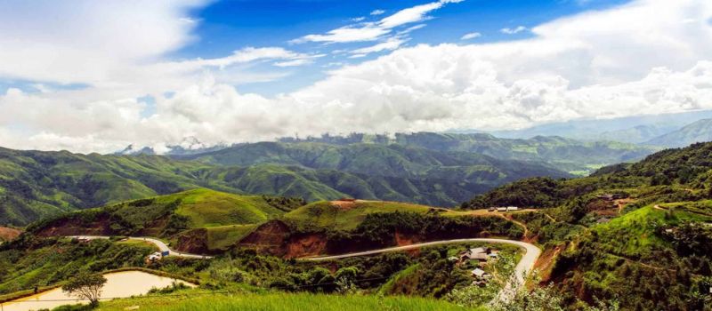 Voyager avec un Guide francophone au Vietnam pour admirer Col Pha Đin