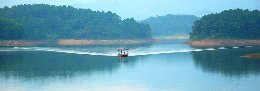Zone touristique du lac Cam Son