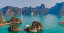 Croisiere en baie Halong pour découvrir la magnifique grotte de Tien Ong