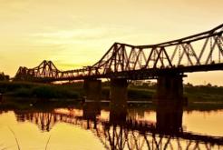 Le pont Long Bien - témoigne historique de Hanoi