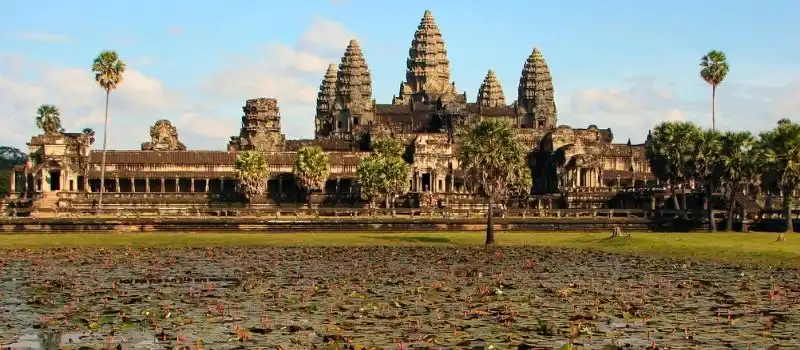 Angkor Wat, temple le plus spectaculaire de Siem Reap Angkor Wat, temple le plus spectaculaire de Siem Reap