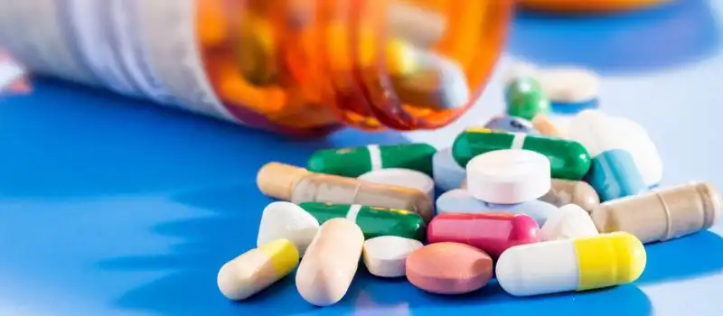 Apportez des médicaments