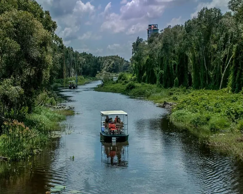 au-coeur-du-delta-du-mékong-top-7-destinations-à-ne-pas-manquer1