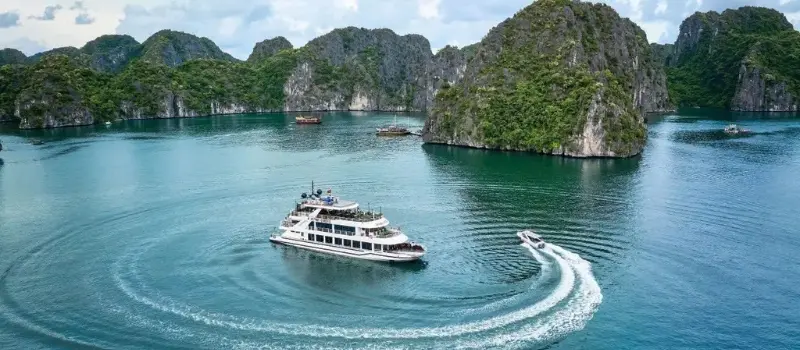 Baie d’Halong ou baie de Lan Ha: Quelle croisière vous correspond le mieux? Baie d’Halong ou baie de Lan Ha: Quelle croisière vous correspond le mieux?