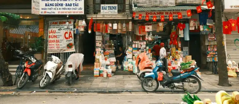 Budget voyage à Hanoi: Prix, conseils et avantages d'un circuit privé agence de voyage locale