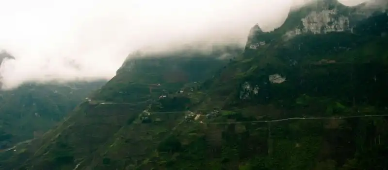 Célèbre boucle Ha Giang le col Ma Pi Leng Dong Van et Meo Vac Célèbre boucle Ha Giang le col Ma Pi Leng Dong Van et Meo Vac