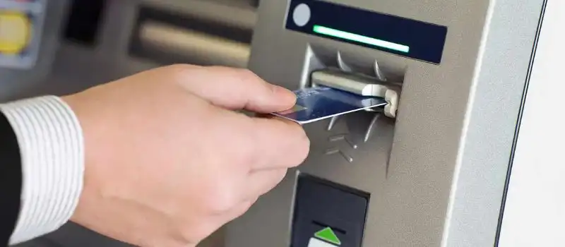 Change de devises et retraits d'argent: Quelles banques choisir au Vietnam? Change de devises et retraits d'argent: Quelles banques choisir au Vietnam?