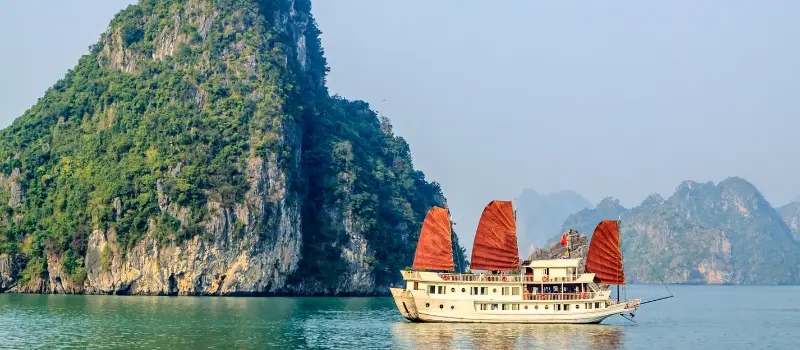 Croisière dans la baie Ha Long Croisière dans la baie Ha Long