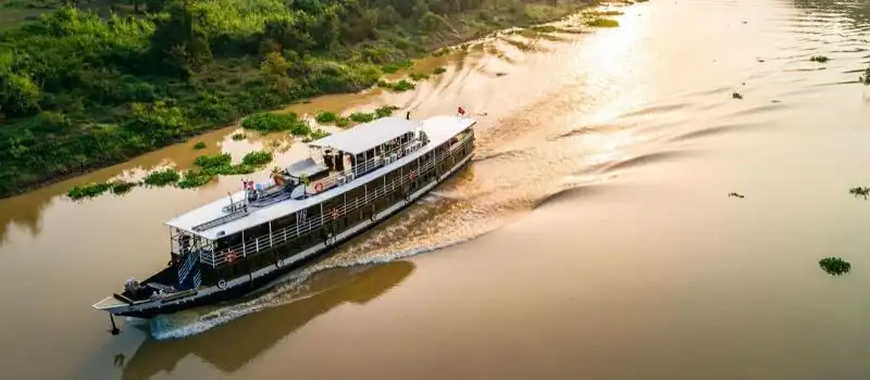 Croisière sur le Mékong à Phnom Penh Croisière sur le Mékong à Phnom Penh