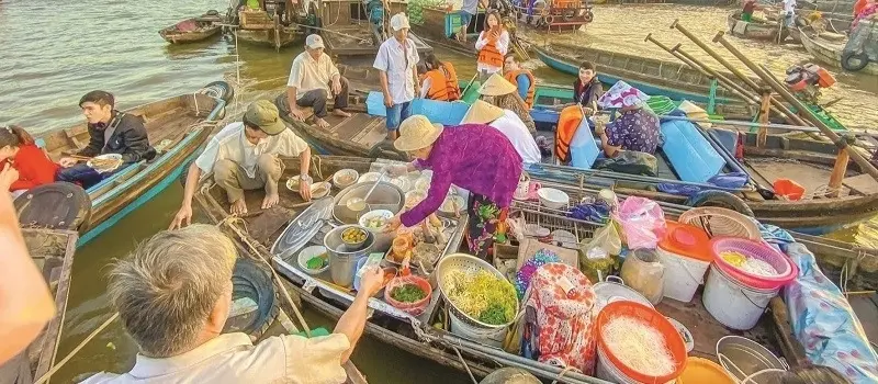 Découverte des marchés flottants et des villages artisanaux Découverte des marchés flottants et des villages artisanaux