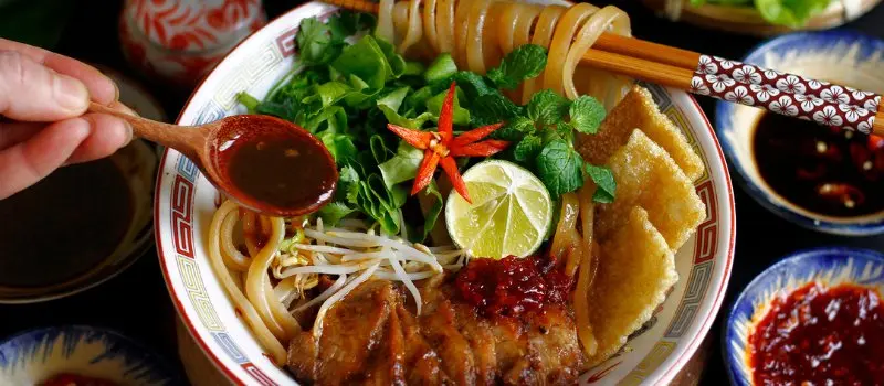 Cao lau - Spécialité de Hoi An Cao lau - Spécialité de Hoi An
