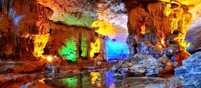 Grotte de Thien Cung Grotte de Thien Cung