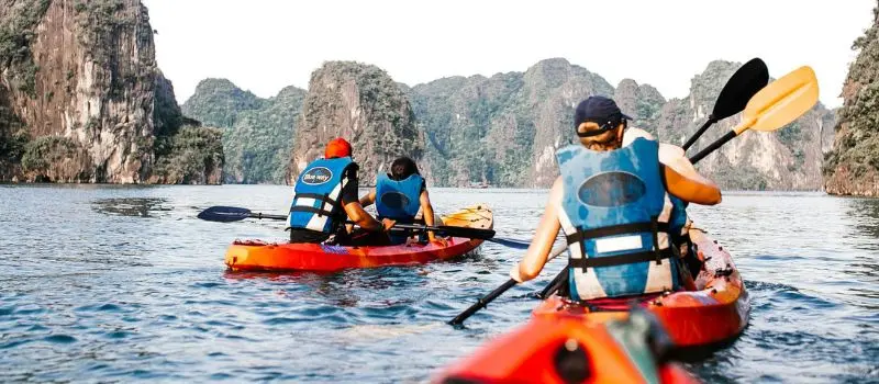 Choisir le meilleur itinéraire de croisiere en baie Halong en solo Choisir le meilleur itinéraire de croisiere en baie Halong en solo