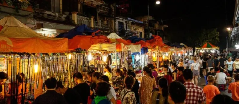 Marché nocturne de Dong Xuan Marché nocturne de Dong Xuan