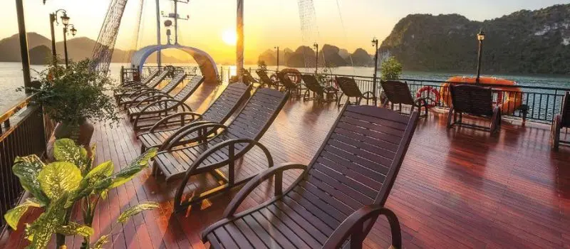 Croisiere en baie Halong pour des soirées à thème ludiques et amusantes Croisiere en baie Halong pour des soirées à thème ludiques et amusantes