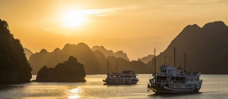 Croisiere en baie Halong pour une observation des étoiles exceptionnelle Croisiere en baie Halong pour une observation des étoiles exceptionnelle