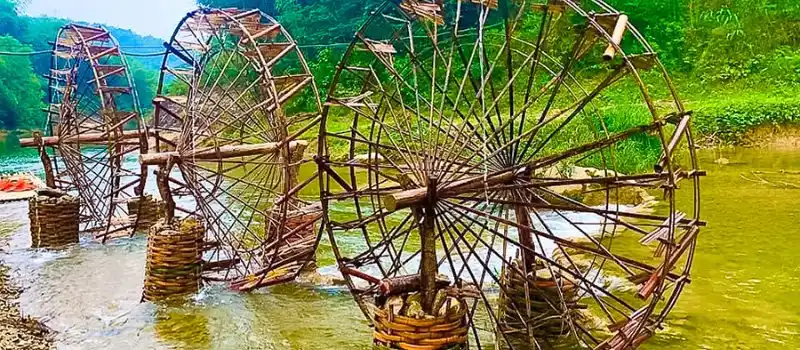 Roues hydrauliques à Pu Luong