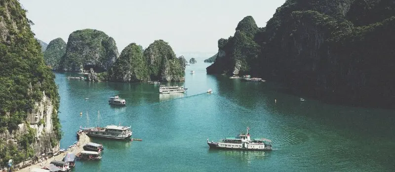 Baie d’Halong - Site du patrimoine mondial Baie d’Halong - Site du patrimoine mondial
