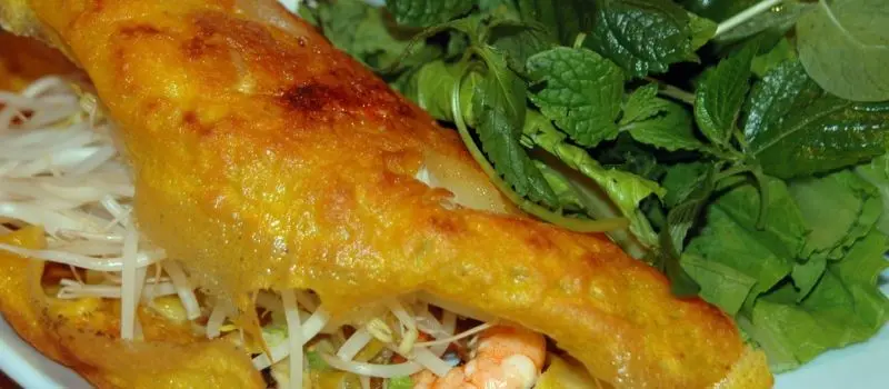 Partez en voyage au Vietnam pour déguster Crêpe Vietnamienne Banh Xeo