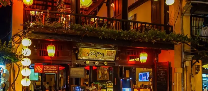 Xưa & Nay Bar Xưa & Nay Bar
