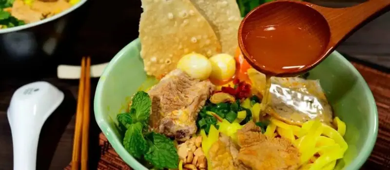 Goûter les plats de spécialités de Quang Nam Goûter les plats de spécialités de Quang Nam