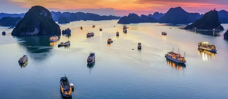 Croisière dans la baie d’Halong Croisière dans la baie d’Halong