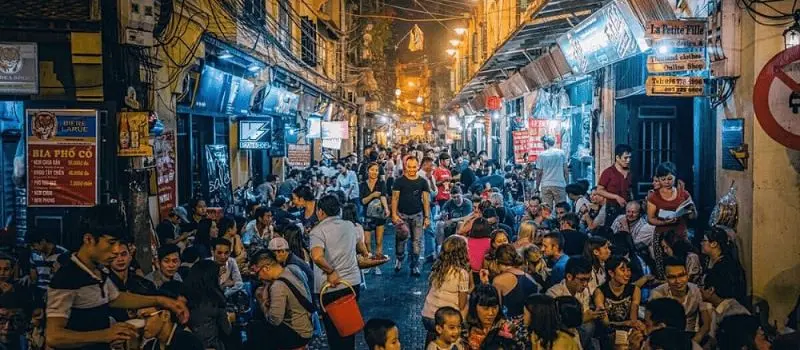 Circuit Visite Marchés Nocturnes Hanoi lors de votre voyage au Vietnam Circuit Visite Marchés Nocturnes Hanoi lors de votre voyage au Vietnam