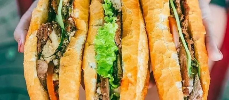 "Banh mi" - Sandwich vietnamien "Banh mi" - Sandwich vietnamien