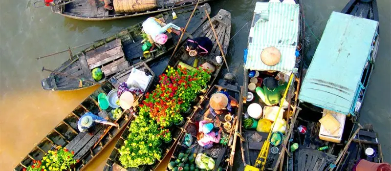 Marché flottant de Cai Be Marché flottant de Cai Be