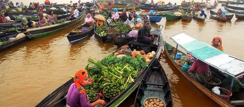 Marché flottant de Long Xuyen Marché flottant de Long Xuyen