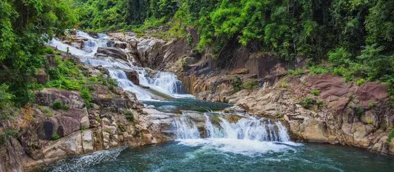 Cascade Yang Bay