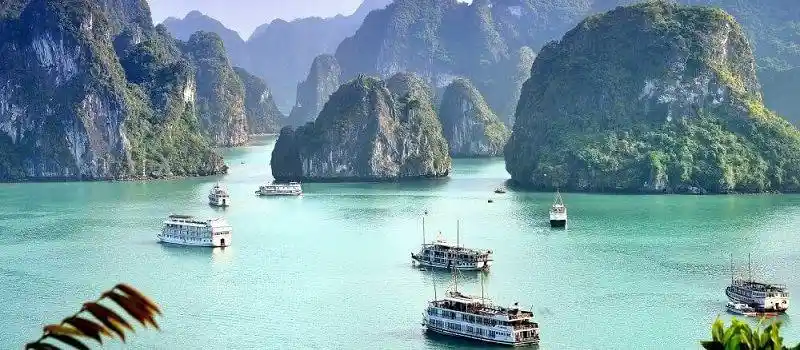 La baie d'Halong - un des héritages du monde La baie d'Halong - un des héritages du monde