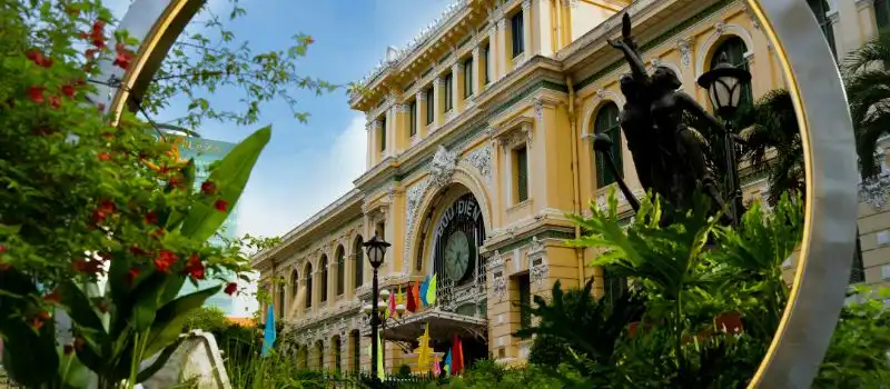 La majestueuse Poste centrale Saigon La majestueuse Poste centrale Saigon