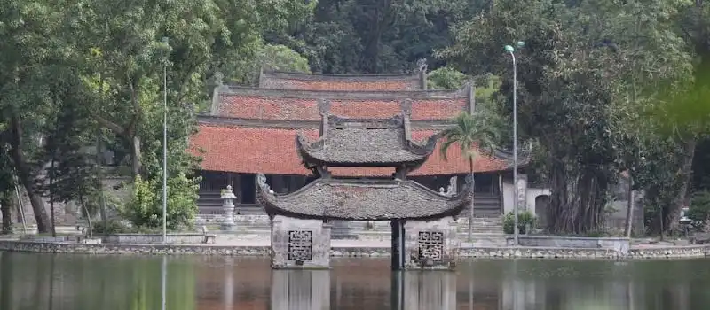 La Pagode du Maître (Chùa Thầy) La Pagode du Maître (Chùa Thầy)