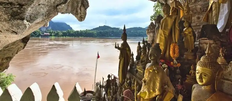 La zone de la grotte de Pak Ou La zone de la grotte de Pak Ou