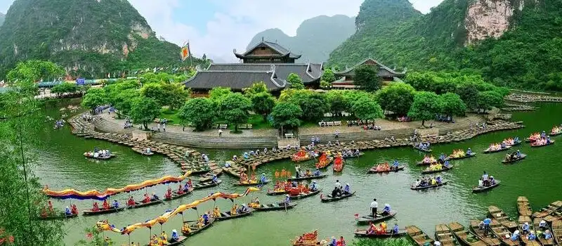 Le complexe paysager de Trang An