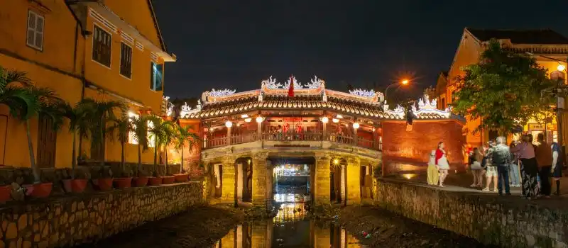 Le pont japonais de Hoi An la nuit Le pont japonais de Hoi An la nuit