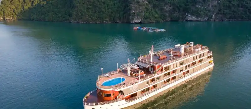 Les jonques de luxe et boutique pour visiter baie d'Halong Les jonques de luxe et boutique pour visiter baie d'Halong