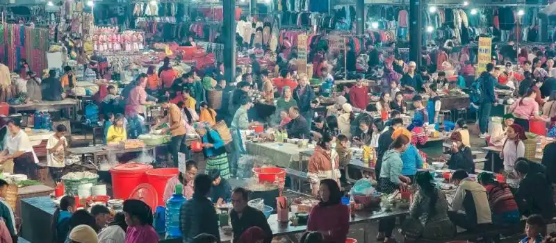 Marché coloré et authentique Meo Vac Marché coloré et authentique Meo Vac