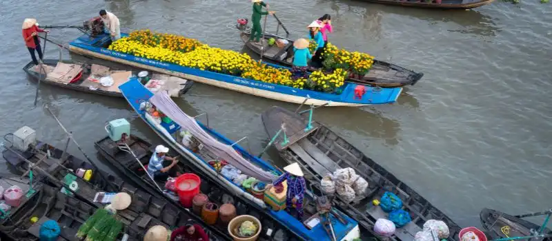 Marché flottant de Cai Be Marché flottant de Cai Be