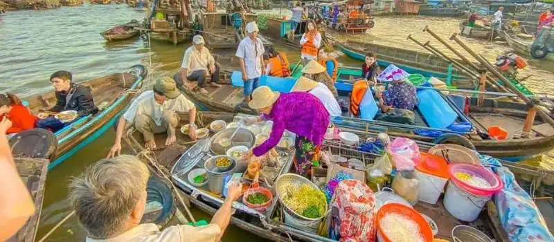 Marché flottant de Cai Rang au Vietnam Marché flottant de Cai Rang au Vietnam