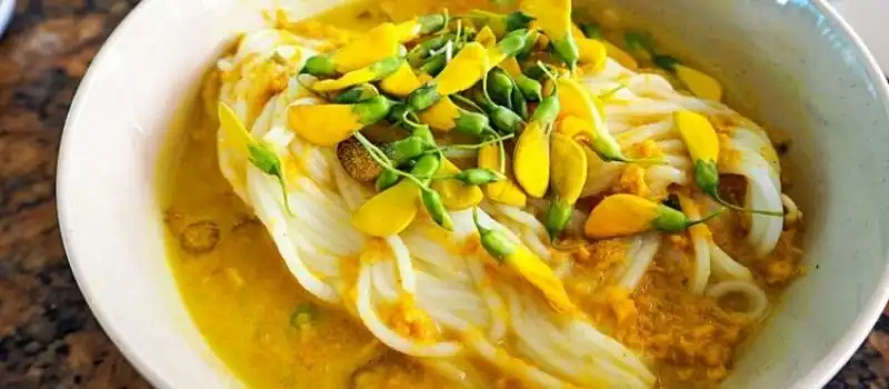 Nom banh chok