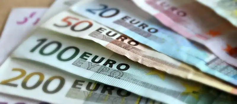 Où changer vos euros voyage Vietnam