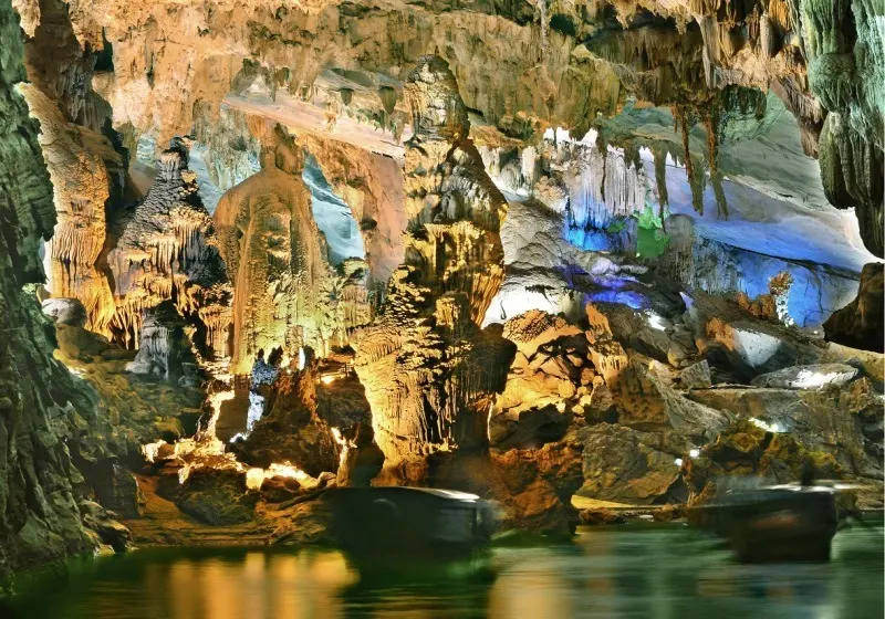 phong-nha-ke-bang-lappel-de-laventure-au-centre-du-vietnam6 phong-nha-ke-bang-lappel-de-laventure-au-centre-du-vietnam6